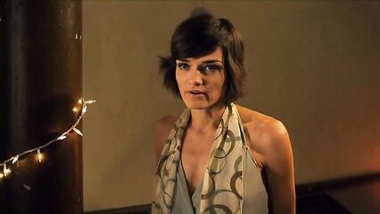 Мальчишник: Первый опыт | Milf (2010) эротическая комедия