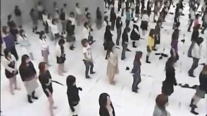 Японци установили мировой рекорд секс оргии - 500 мужчин и женщин