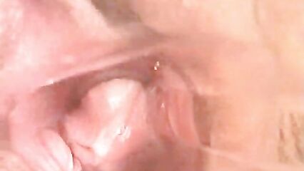 Клиторный оргазм изнутри крупным планом