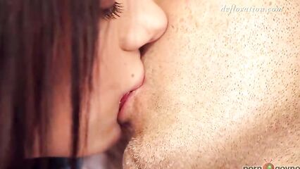 Порвал целку девственнице Jacqueline Willis