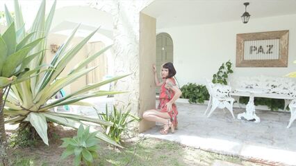 Жену выпороли во все дыры на глазах у мужа, двойной анал!