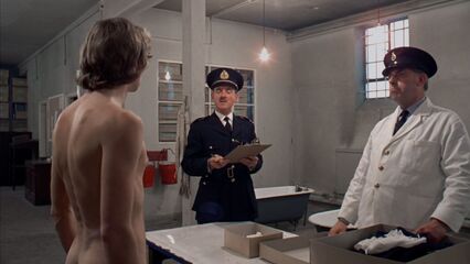 Заводной апельсин (1971) эротический фильм с переводом