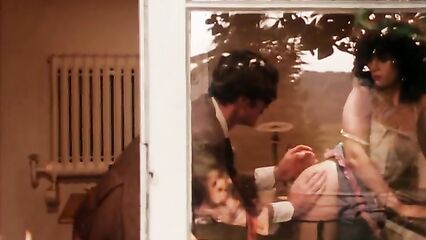 Тинто Брасс: Мотор! (1979) - эротическая комедия