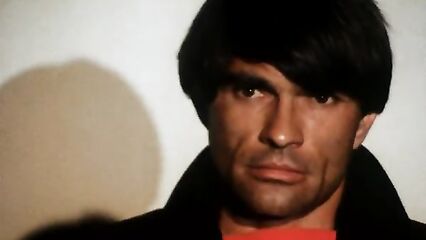 Тинто Брасс: Мотор! (1979) - эротическая комедия