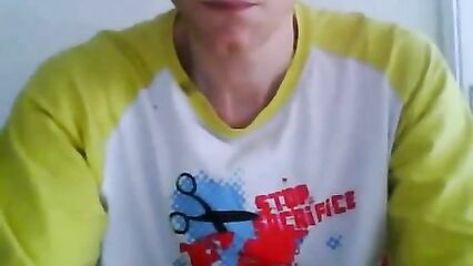 Самый большой в мире белый член попался на видео!