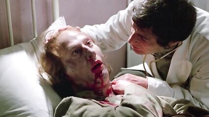 Эротический фильм Эммануэль: Насилие в женской тюрьме (с русским переводом)