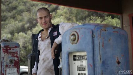 Дочери проповедника — порно фильм с русским переводом