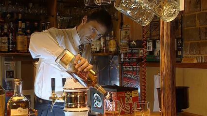 Любовь в интернете - полнометражный порно фильм с русским переводом!